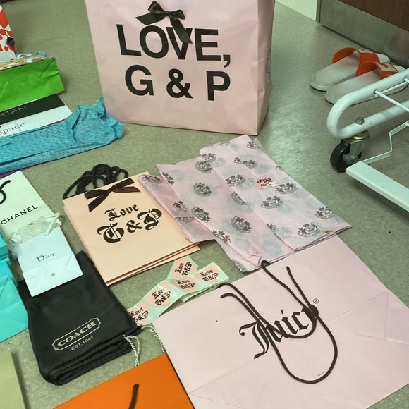 Bags! Couture Bags! Luxe Bags! SHOPPING we all like a little shopping, riight?! - Picture 4 of 5